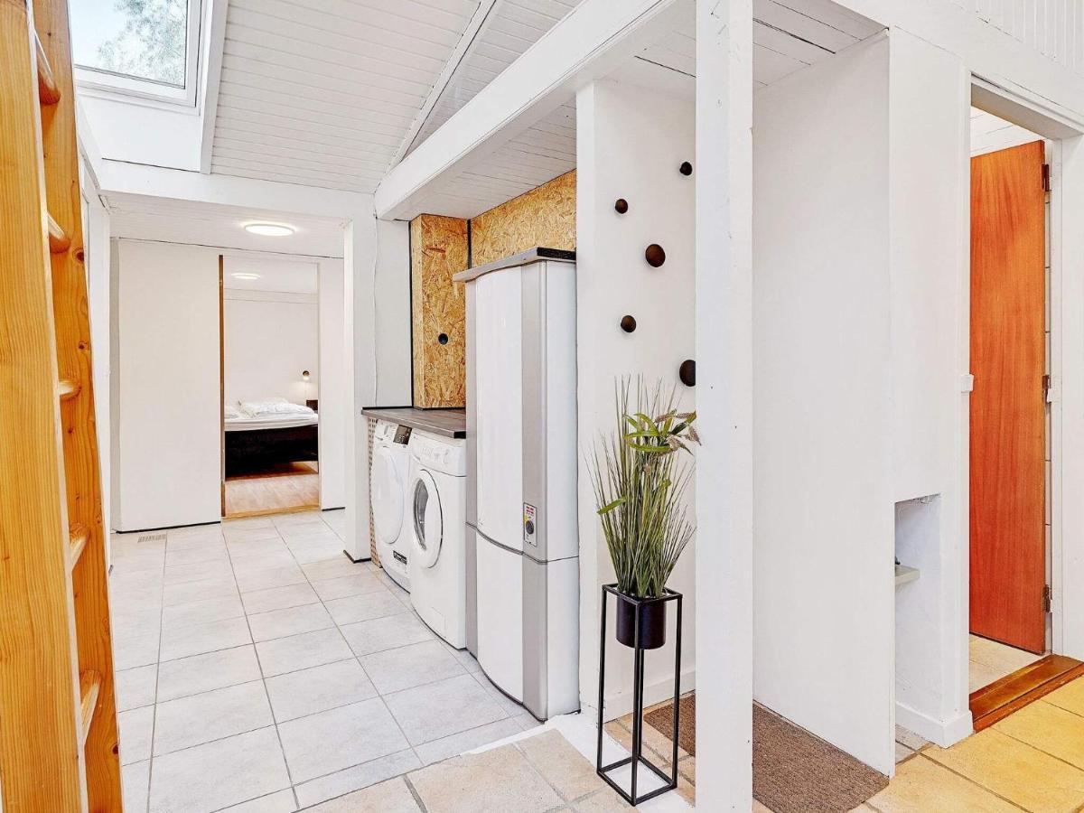 8 Person Holiday Home In R M Kongsmark Extérieur photo