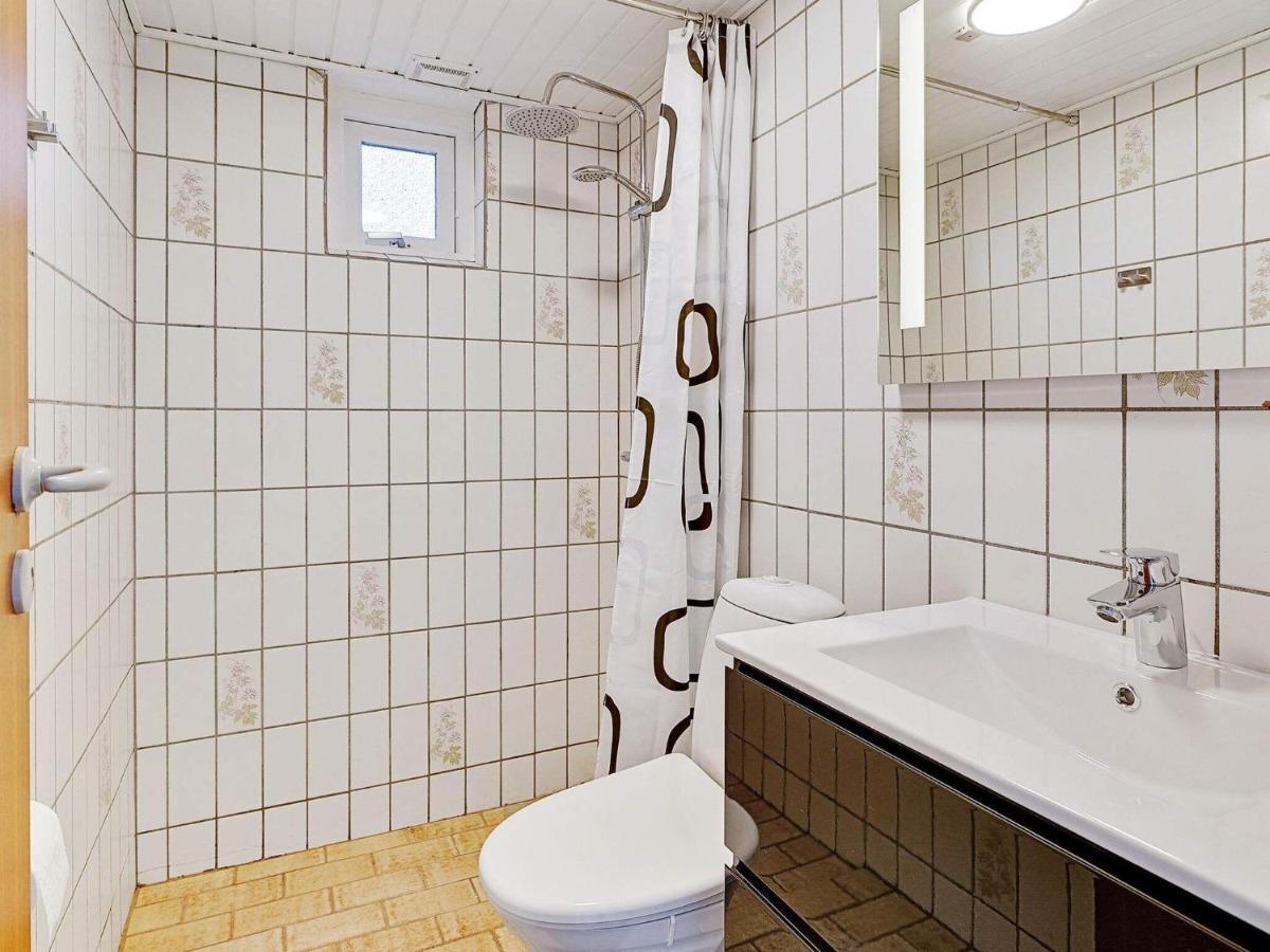 8 Person Holiday Home In R M Kongsmark Extérieur photo