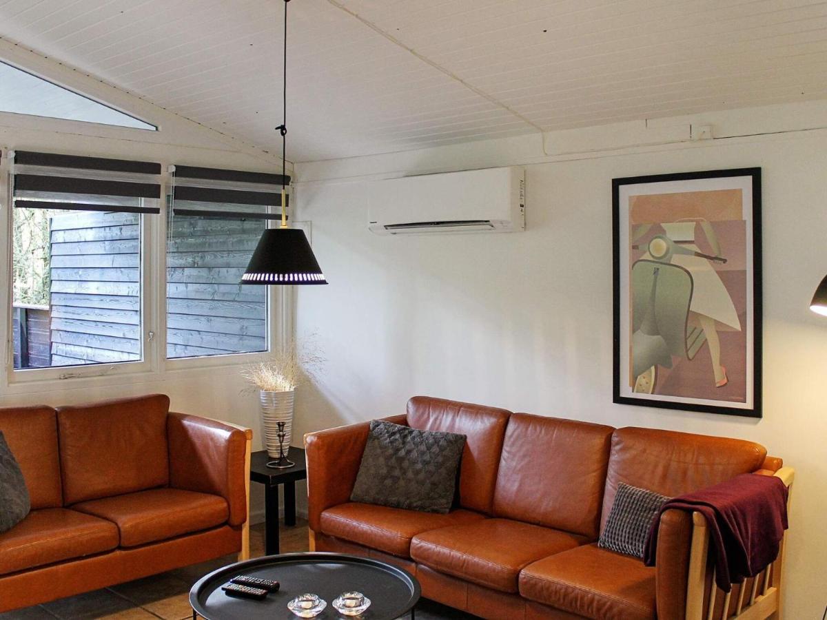 8 Person Holiday Home In R M Kongsmark Extérieur photo