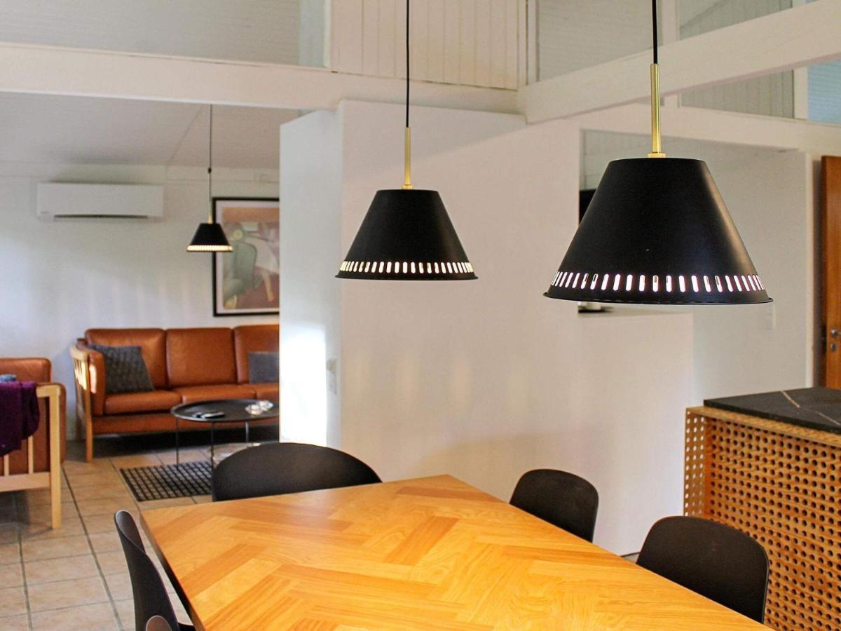 8 Person Holiday Home In R M Kongsmark Extérieur photo